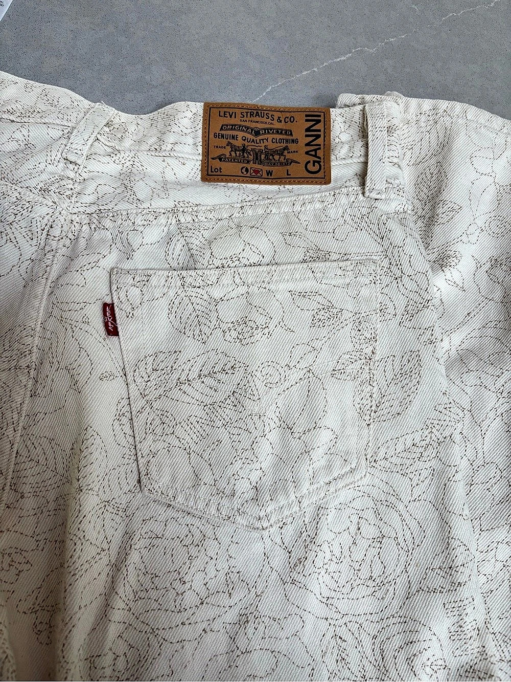 Levi's Ganni x Levi's Floral Straight Leg Jeans Waist 27 Like New